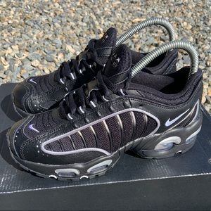 SOLD Nike Air Max Tail Wind IV size 5Y running